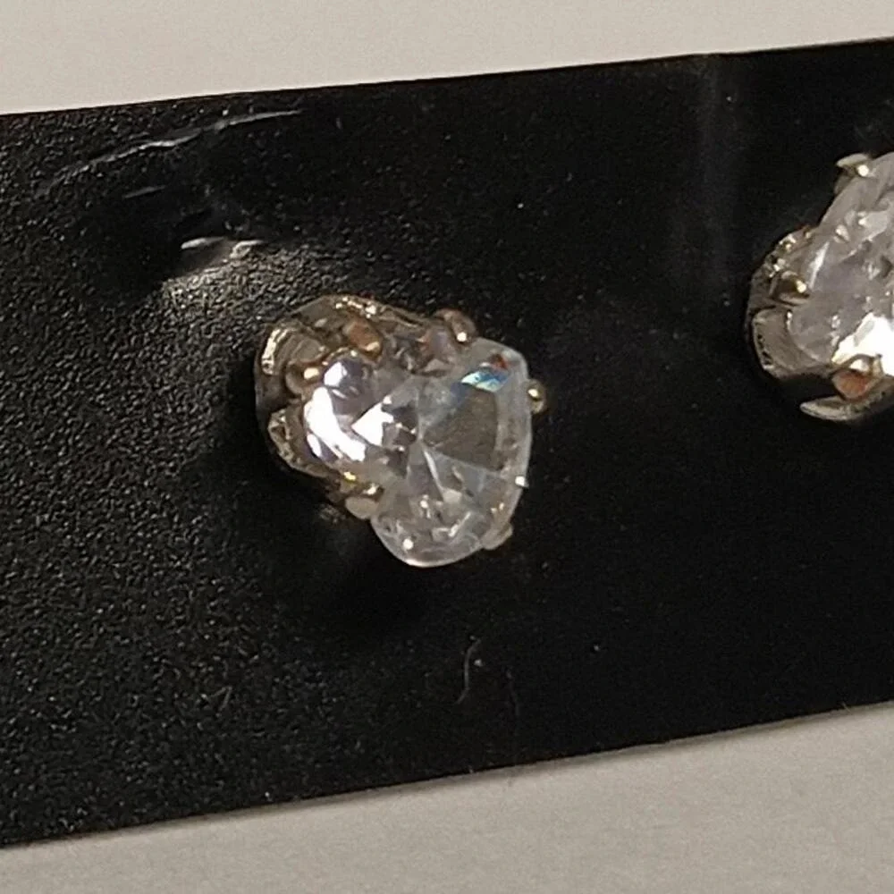 Silver Tone Clear Rhinestones Tiny Heart Shaped Stud Earrings Love Gift Wedding